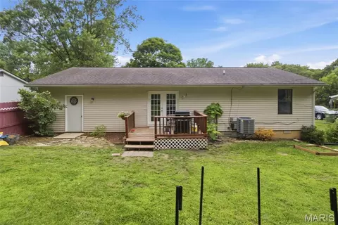 Exterior - 2622 Camelot Ct, Rolla, MO 65401 photo 7 of 8
