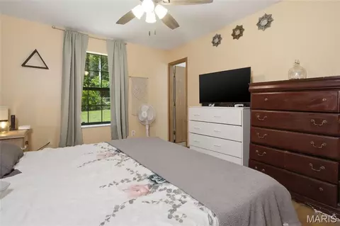 Bedroom - 2622 Camelot Ct, Rolla, MO 65401 photo 3 of 6