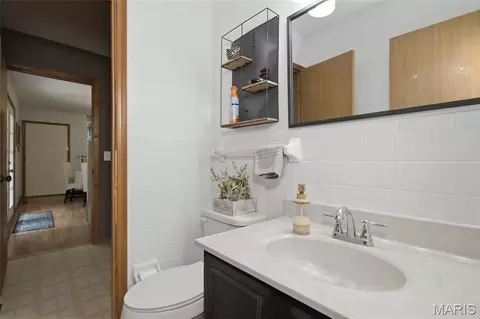 Bath - 2622 Camelot Ct, Rolla, MO 65401 photo 1 of 2
