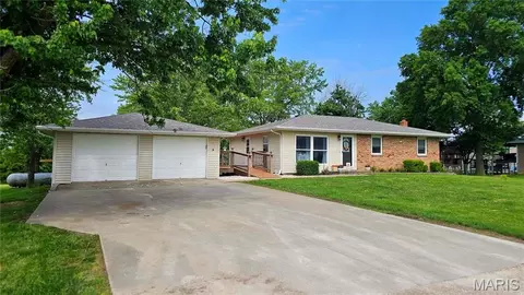 7151 County Road 307, Fulton, MO 65251