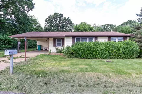 421 Scottsdale Dr, Sullivan, MO 63080