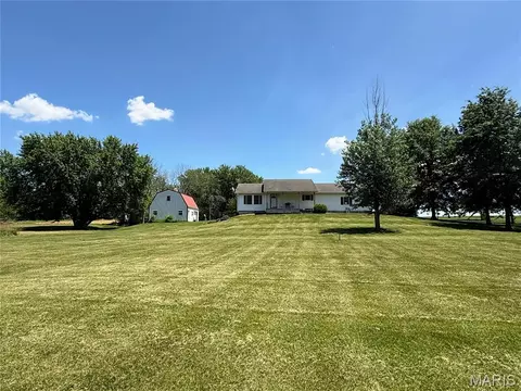 30135 Katydid St, La Plata, MO 63549