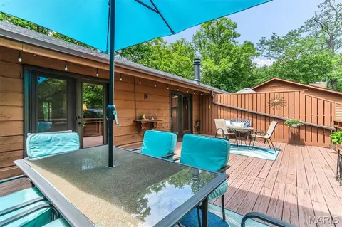 1531 Birnamwood Trail Dr, Ballwin, MO 63021