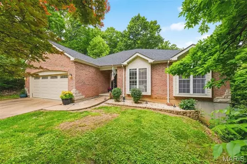 Exterior - 609 Hoene Ridge Estates Dr, Eureka, MO 63025 photo 2 of 10