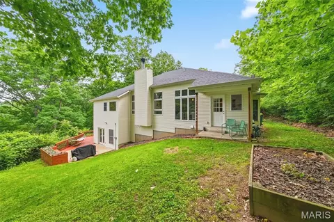 Exterior - 609 Hoene Ridge Estates Dr, Eureka, MO 63025 photo 5 of 10