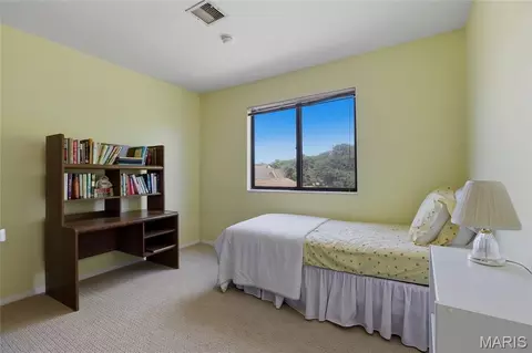 Bedroom - 700 Windy Ridge Dr, Ballwin, MO 63021 photo 3 of 3