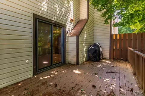 Exterior - 700 Windy Ridge Dr, Ballwin, MO 63021 photo 3 of 12