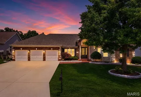 Exterior - 116 Timber Meadows Dr, O'fallon, MO 63368 photo 2 of 14