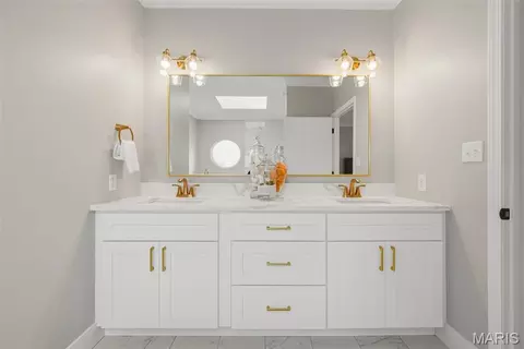 Bath - 116 Timber Meadows Dr, O'fallon, MO 63368 photo 1 of 7