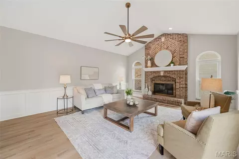 Living - 116 Timber Meadows Dr, O'fallon, MO 63368 photo 5 of 10