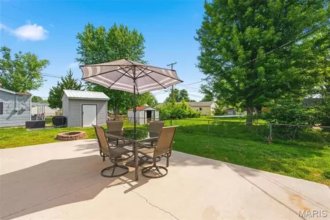 Exterior - 802 Love Dr, O'fallon, MO 63366 photo 8 of 15
