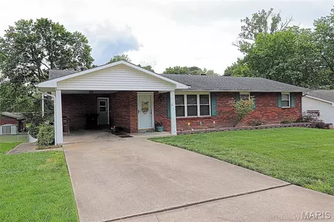 2415 Melrose Ave, Cape Girardeau, MO 63701