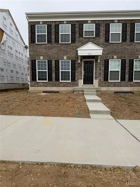 316 Fall Harvest Pkwy, Wentzville, MO 63385