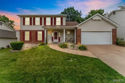 1636 Glen Mill Dr, Fenton, MO 63026