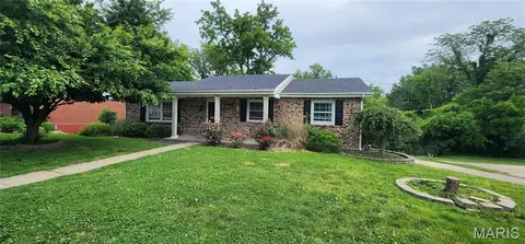 16 Gemini Dr, Hannibal, MO 63401