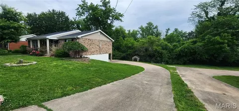 Exterior - 16 Gemini Dr, Hannibal, MO 63401 photo 1 of 5