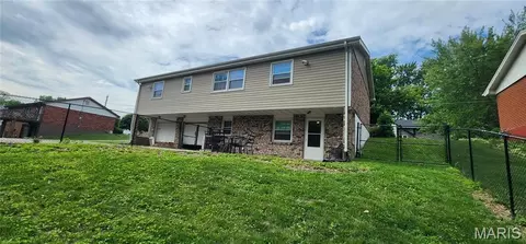 Exterior - 16 Gemini Dr, Hannibal, MO 63401 photo 3 of 5
