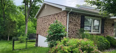 Exterior - 16 Gemini Dr, Hannibal, MO 63401 photo 5 of 5