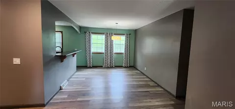 Living - 16 Gemini Dr, Hannibal, MO 63401 photo 1 of 5