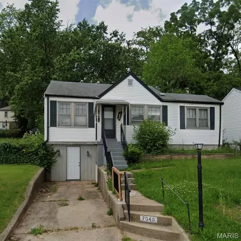 7046 Manette Dr, Jennings, MO 63136