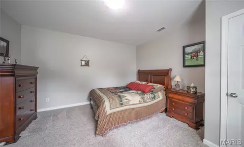 Bedroom - 73 N Scott Rd, Cuba, MO 65453 photo 6 of 6