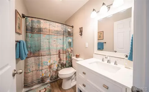 Bath - 73 N Scott Rd, Cuba, MO 65453 photo 1 of 4