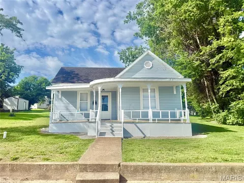 207 Emerson St, Park Hills, MO 63601