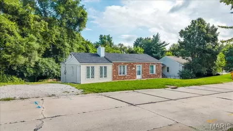 Other - 7461 Castro Dr, Ferguson, MO 63135 photo 2 of 14