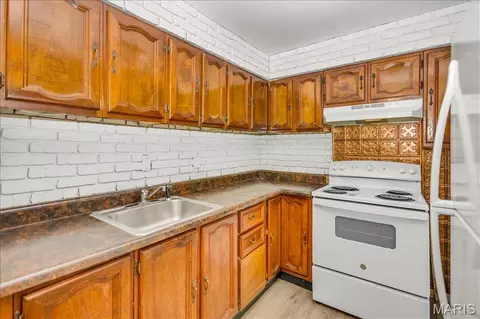 Kitchen - 7461 Castro Dr, Ferguson, MO 63135 photo 1 of 1