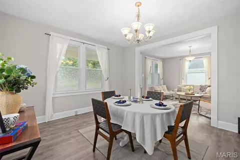 Dining - 418 E Adams St, O'fallon, IL 62269 photo 3 of 4