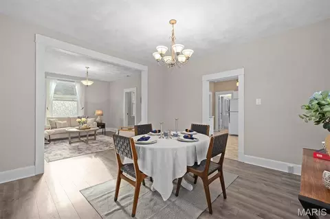 Dining - 418 E Adams St, O'fallon, IL 62269 photo 2 of 4