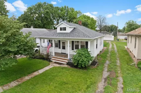 Exterior - 418 E Adams St, O'fallon, IL 62269 photo 7 of 7