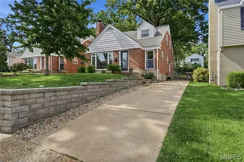 9111 Moritz Ave, Brentwood, MO 63144
