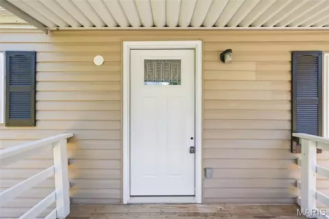 Exterior - 156 Hogan Ave, Pacific, MO 63069 photo 6 of 13