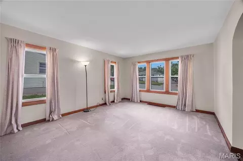 Living - 428 W 9th St, Hermann, MO 65041 photo 1 of 3