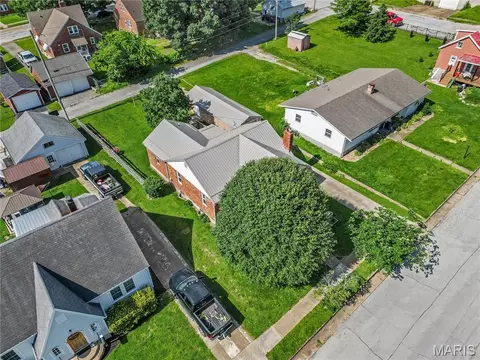 View/Area - 428 W 9th St, Hermann, MO 65041 photo 2 of 6