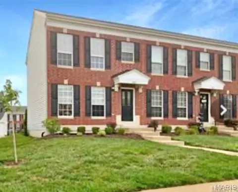833 Brookmead Dr, O'fallon, MO 63366