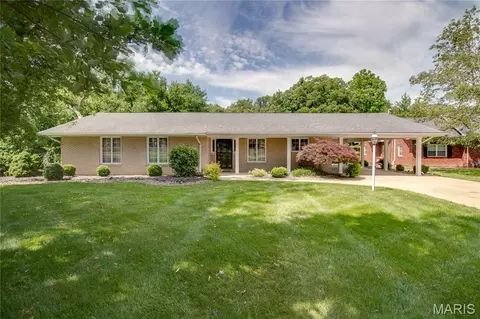 36 Oakwood Pl, Jerseyville, IL 62052
