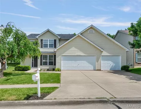 1032 Golden Orchard Dr, O'fallon, MO 63368