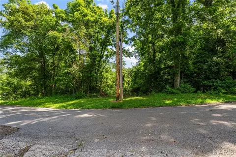 0 Highview Ct, Belleville, IL 62223