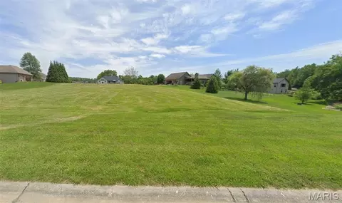 122 Wyndrose Estates Dr, Belleville, IL 62226