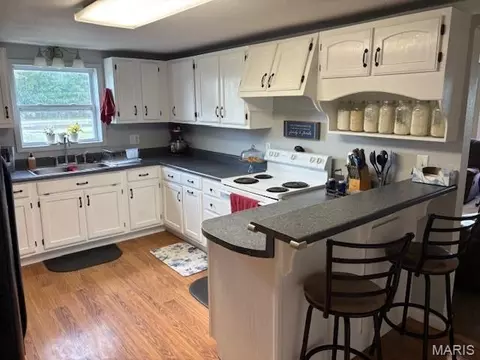 Kitchen - 55 State Highway Dd, Vanduser, MO 63784 photo 2 of 2