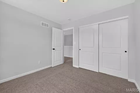 Bedroom - 507 Mountain Dr, Wright City, MO 63390 photo 4 of 4