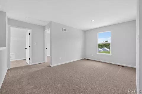 Bedroom - 507 Mountain Dr, Wright City, MO 63390 photo 3 of 4
