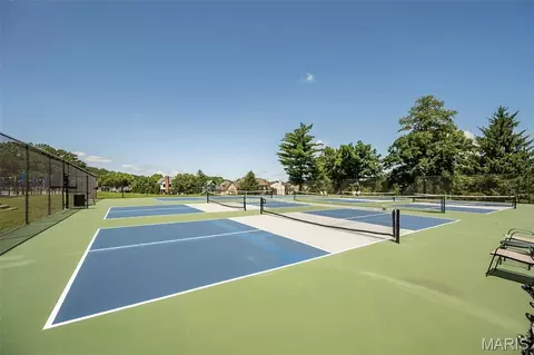 View/Area - 831 Legends View Dr, Eureka, MO 63025 photo 1 of 2