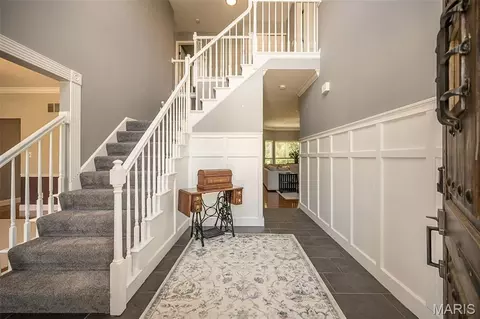 Entry Way - 831 Legends View Dr, Eureka, MO 63025 photo 1 of 5