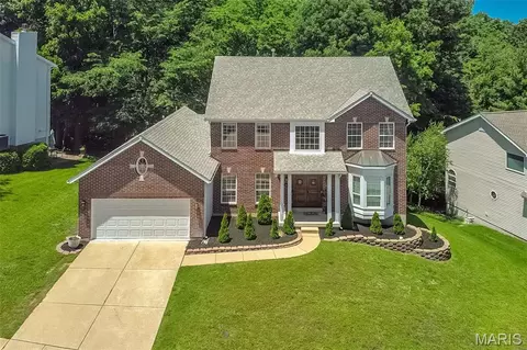 831 Legends View Dr, Eureka, MO 63025