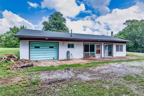 5050 Ridgeview Dr, Arnold, MO 63010