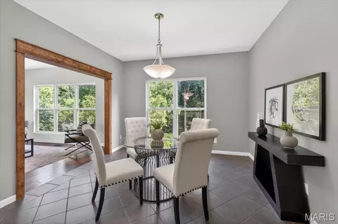 Dining - 215 Cobblefield Ct, Wildwood, MO 63011 photo 4 of 4