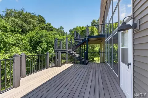 Exterior - 215 Cobblefield Ct, Wildwood, MO 63011 photo 5 of 8